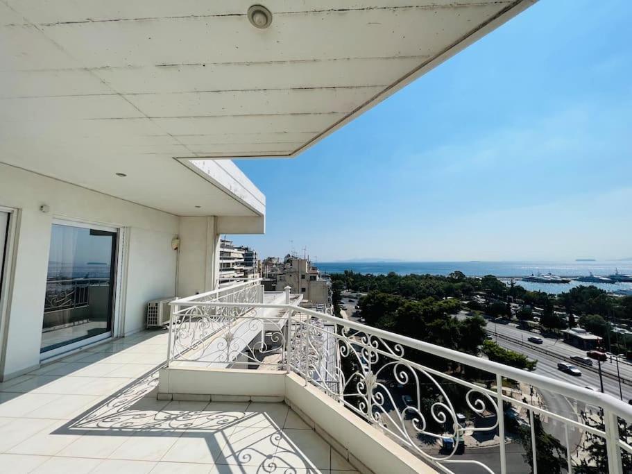 Apartamento Rare Seaview Penthouse In Paleo Faliro Atenas Exterior foto